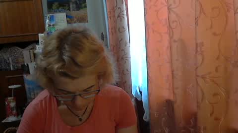 Olivia Mia online show from 16, 6, 2026
