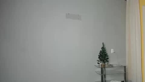 Olivia online show from 30, 1, 2025