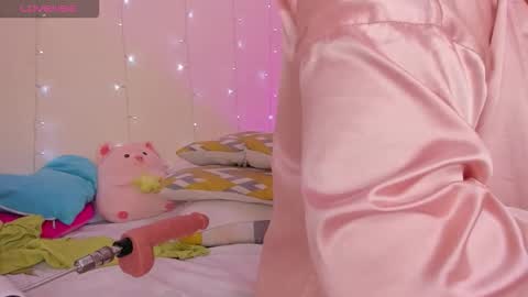 olivia_s19 online show from 3, 2, 2026