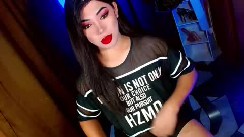 Miss OLIVIA online show from 13, 9, 2025