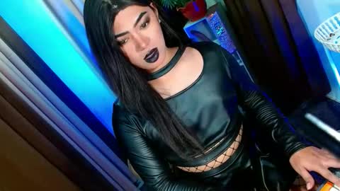 Miss OLIVIA online show from 24, 9, 2025