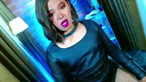 Miss OLIVIA online show from 16, 5, 2026