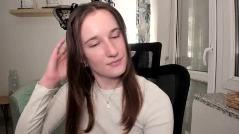 Oliwiaa2004 online show from 15, 2, 2025