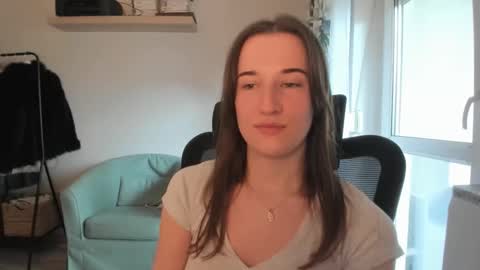 Snapshot of oliviaaa2003 chatting on 11, 4, 2026 Oliwiaa2004 online show from 11, 4, 2026