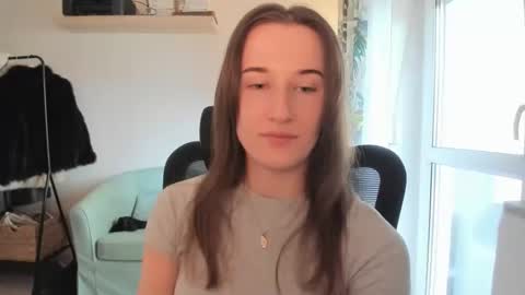 Snapshot of oliviaaa2003 chatting on 14, 4, 2026 Oliwiaa2004 online show from 14, 4, 2026