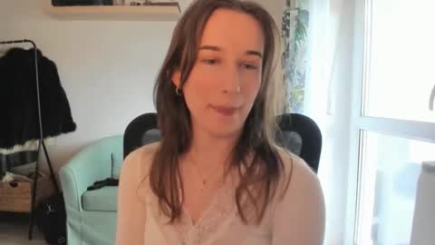 Snapshot of oliviaaa2003 chatting on 16, 4, 2026 Oliwiaa2004 online show from 16, 4, 2026