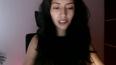 oliviaaa__ online show from 17, 6, 2026