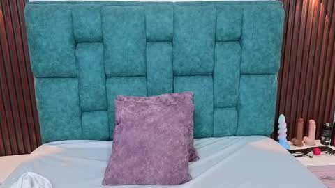 Snapshot of oliviabonnie chatting on 3, 3, 2026 oliviabonnie online show from 3, 3, 2026