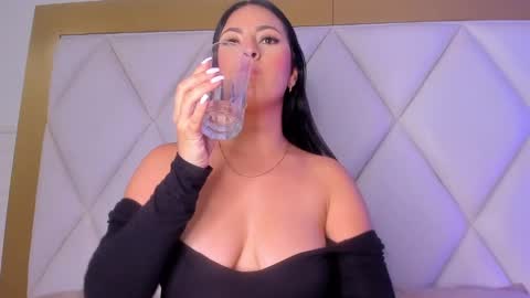 Snapshot of oliviabrady1 chatting on 31, 1, 2025 OLIVIA online show from 31, 1, 2025