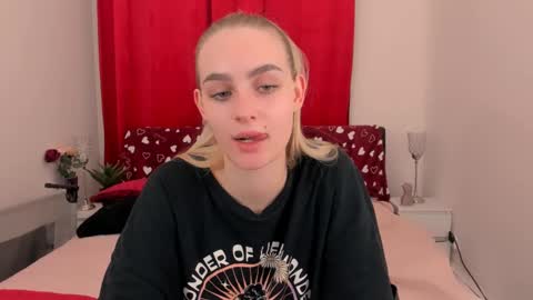Snapshot of oliviahappy chatting on 29, 1, 2025 oliviaBeauty online show from 29, 1, 2025