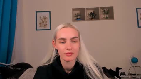 Snapshot of oliviahappy chatting on 18, 5, 2026 oliviaBeauty online show from 18, 5, 2026