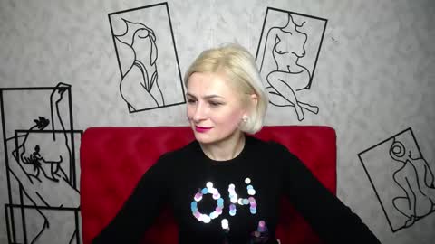 OliviaHorst online show from 11, 12, 2024