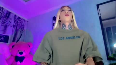 Snapshot of oliviahot01 chatting on 6, 7, 2026 oliviahot01 online show from 6, 7, 2026