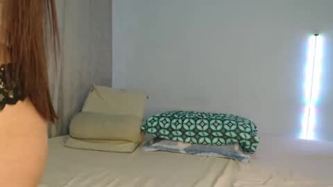 oliviajohnson20 online show from 18, 4, 2026