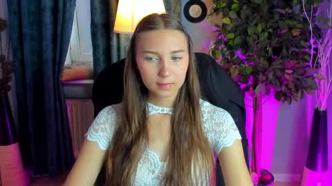 Snapshot of olivialangs chatting on 12, 5, 2026 olivialangs online show from 12, 5, 2026