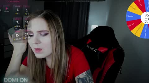 Snapshot of oliviamunk chatting on 6, 1, 2025 . online show from 6, 1, 2025