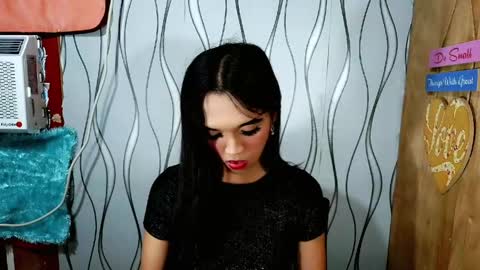 NICOLE online show from 23, 4, 2026