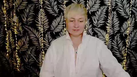 Kelly online show from 6, 3, 2025