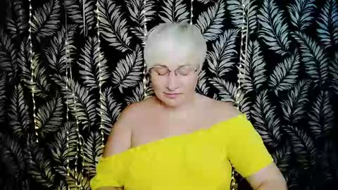 Snapshot of oliviaoskar_ chatting on 29, 6, 2026 Kelly online show from 29, 6, 2026