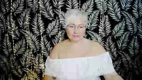 Snapshot of oliviaoskar_ chatting on 23, 7, 2026 Kelly online show from 23, 7, 2026