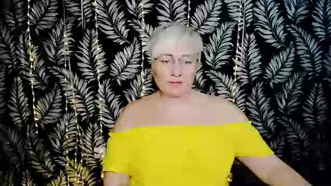 Snapshot of oliviaoskar_ chatting on 25, 7, 2026 Kelly online show from 25, 7, 2026