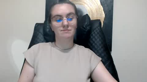 Snapshot of oliviasager chatting on 12, 7, 2026 Mistress Olivia online show from 12, 7, 2026