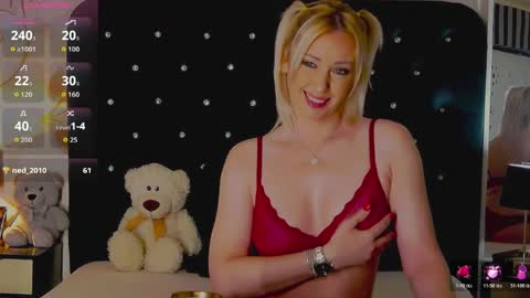 Snapshot of oliviashaw22 chatting on 30, 4, 2026 Olivia online show from 30, 4, 2026
