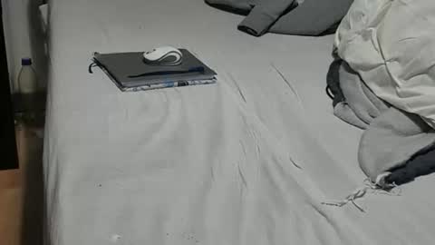 olivier_21 online show from 2, 10, 2025