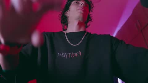     online show from 15, 11, 2025