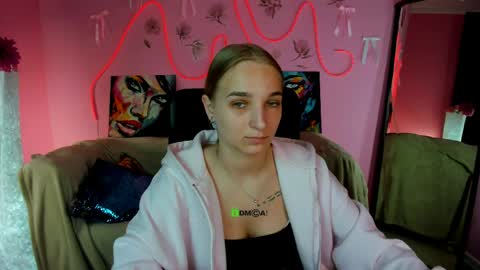 Snapshot of ollivia_dream chatting on 5, 5, 2026 Ollivia online show from 5, 5, 2026