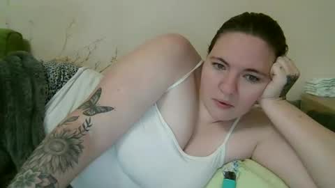 Snapshot of olyafire chatting on 6, 1, 2025 OlyaFire online show from 6, 1, 2025