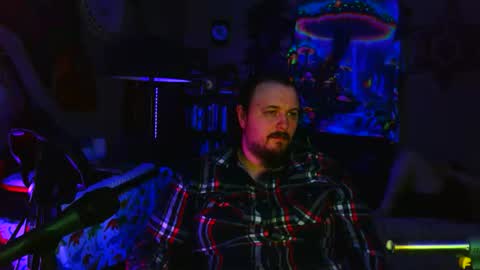 Snapshot of olydomdaddy chatting on 4, 5, 2026 olydomdaddy online show from 4, 5, 2026