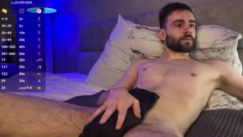 Snapshot of omgronnyy chatting on 2, 11, 2025 Mark cut 7.5 inches online show from 2, 11, 2025