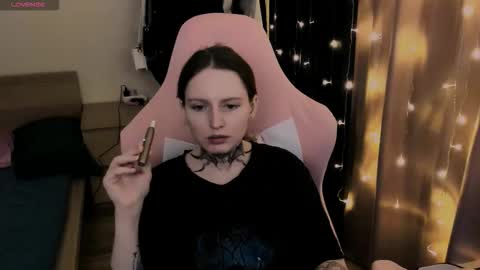 on_yxxx online show from 4, 11, 2025