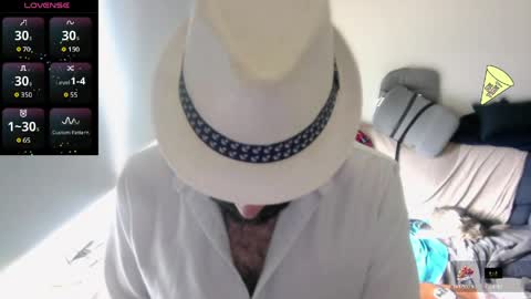 ona nisme online show from 26, 4, 2026