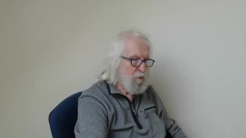 Snapshot of onanister chatting on 3, 1, 2025 Somewhere over the rainbow online show from 3, 1, 2025