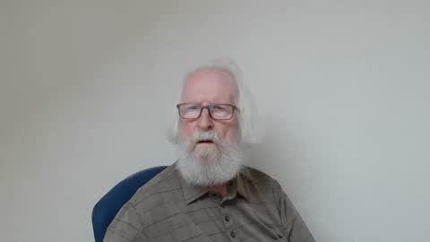 Snapshot of onanister chatting on 25, 9, 2025 Somewhere over the rainbow online show from 25, 9, 2025