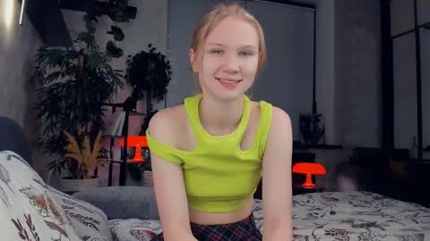 Snapshot of one_1ove chatting on 1, 3, 2025 Ana online show from 1, 3, 2025