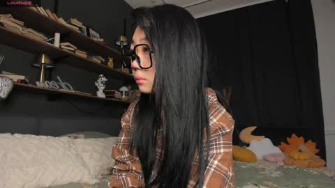 Snapshot of one_1ove chatting on 12, 3, 2025 Ana online show from 12, 3, 2025