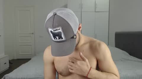 onebestlover online show from 6, 3, 2025