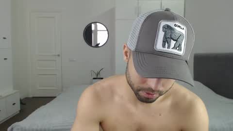 onebestlover online show from 6, 3, 2025