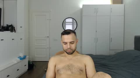 onebestlover online show from 7, 4, 2026