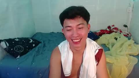 Snapshot of onebigloadxxx chatting on 21, 11, 2025 Wyn Will serve you and be your slave online show from 21, 11, 2025