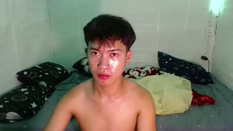 Snapshot of onebigloadxxx chatting on 25, 11, 2025 Wyn Will serve you and be your slave online show from 25, 11, 2025