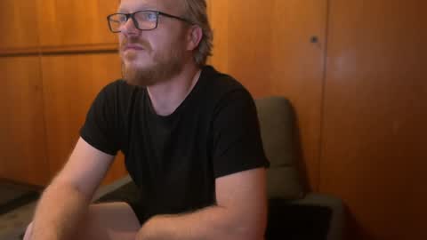 Snapshot of onefor2 chatting on 17, 12, 2024 nicecockoncam online show from 17, 12, 2024