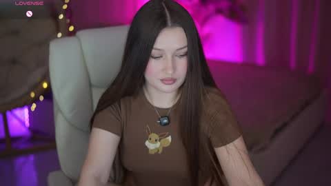 Snapshot of onelaya chatting on 22, 4, 2026 L A Y A online show from 22, 4, 2026