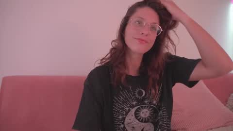 Ariel online show from 10, 9, 2025