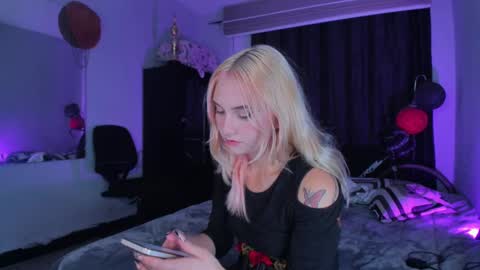 Snapshot of onemore_cum chatting on 27, 2, 2025 YIN MIGUEL online show from 27, 2, 2025