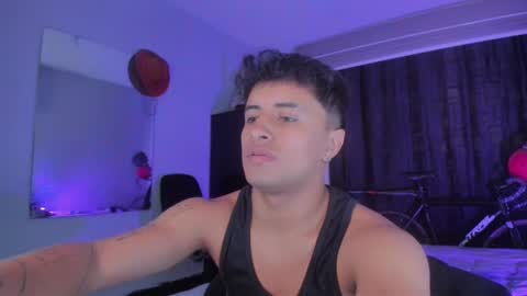 Snapshot of onemore_cum chatting on 27, 2, 2025 YIN MIGUEL online show from 27, 2, 2025