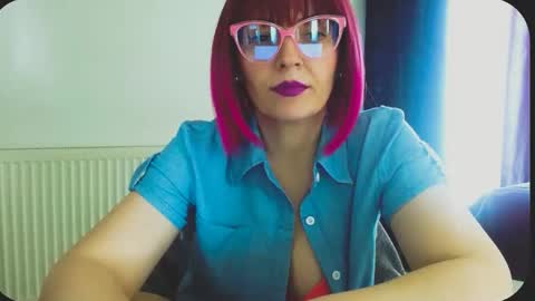 Snapshot of onemoreblonde chatting on 24, 4, 2026 Nicol online show from 24, 4, 2026